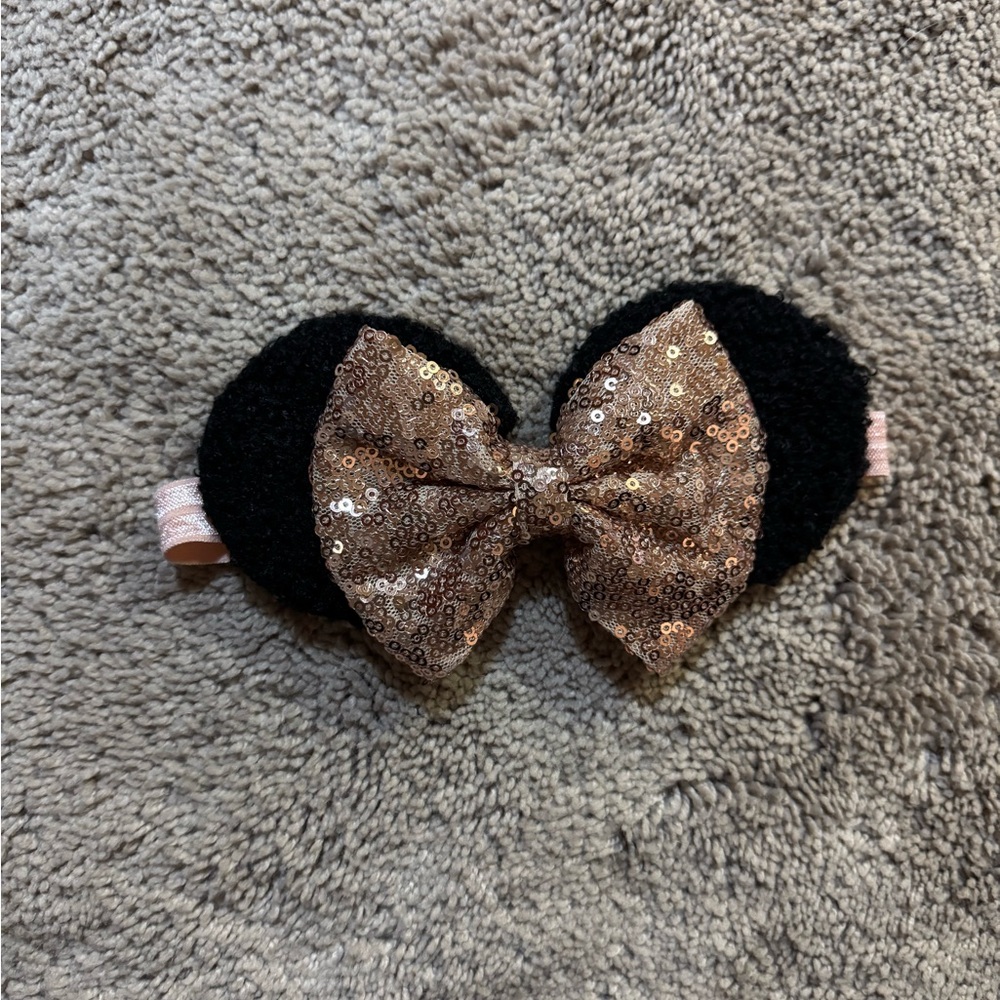 Minnie Mouse ears headband for babies